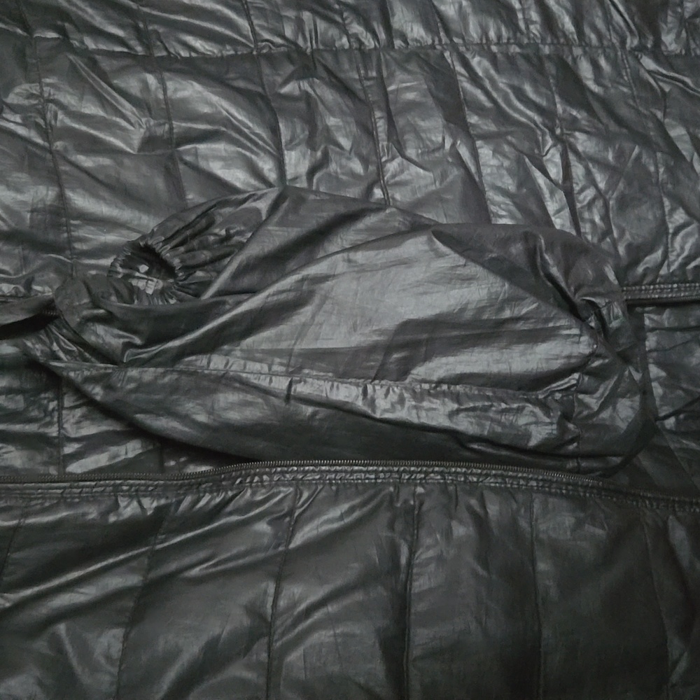 Packable Jacket - Picture 2 of 4